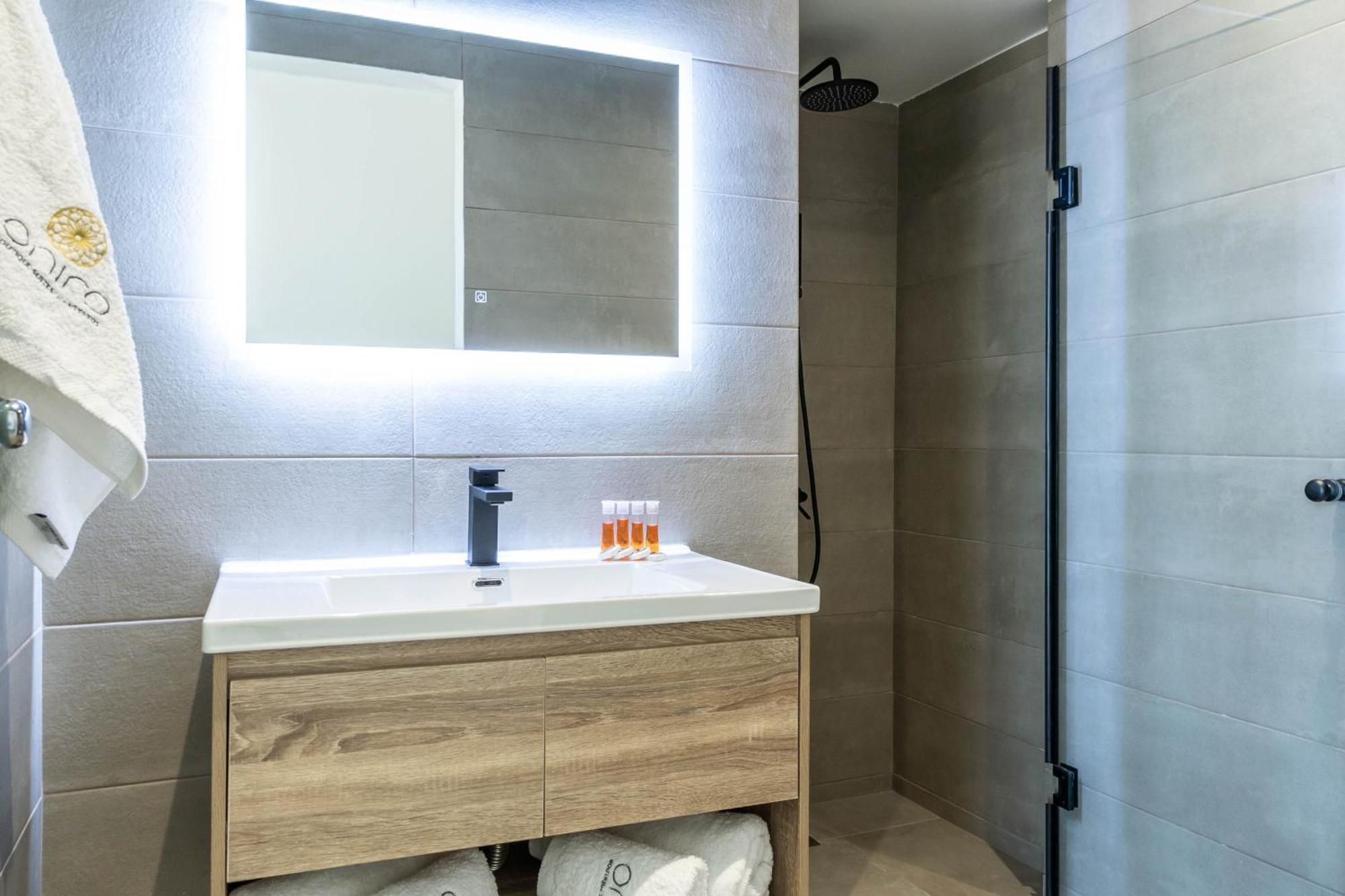 Nerea Boutique Suites Karystos Pokój zdjęcie